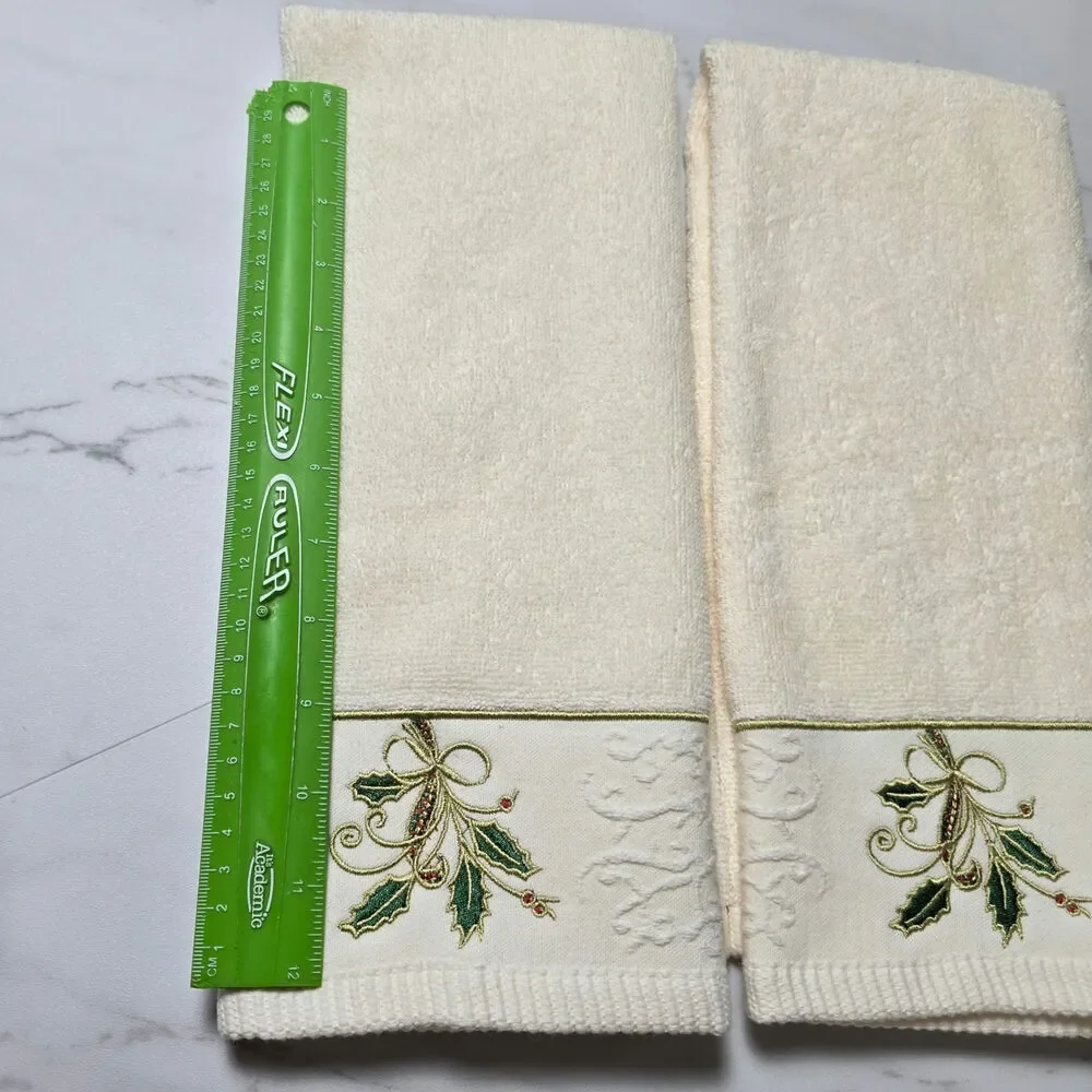 Lenox Set of 3 Hand Towels Christmas Ribbon and Holly